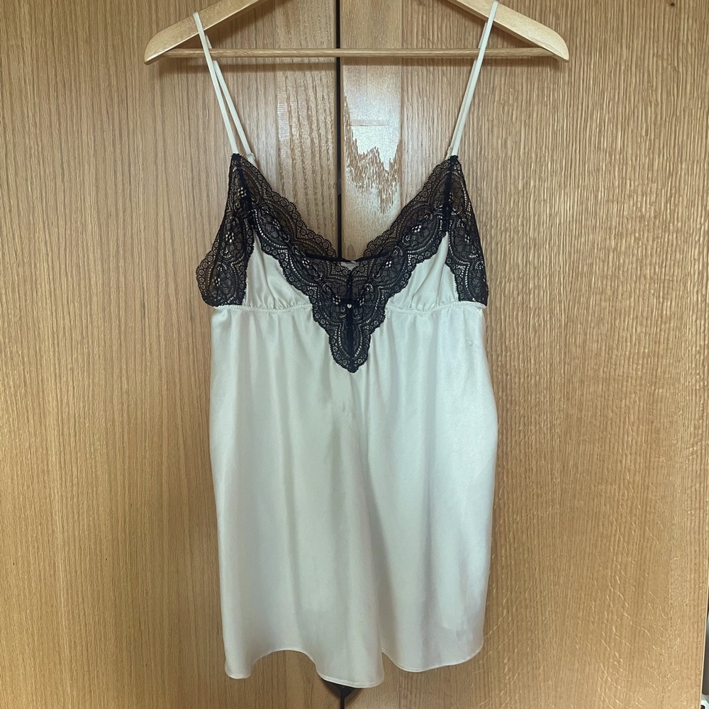 Vintage Victoria’s Secret Slip Top